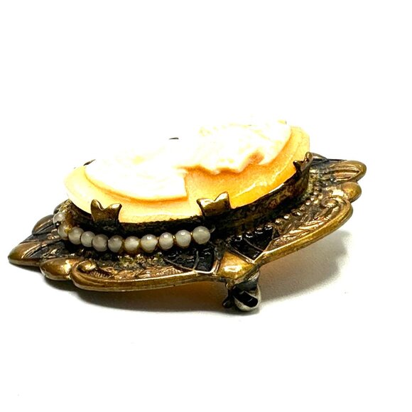 Hand-Carved Edwardian Shell Cameo Brooch—Ornate Brass Filigree & Seed Pearl Pin - Picture 12 of 15